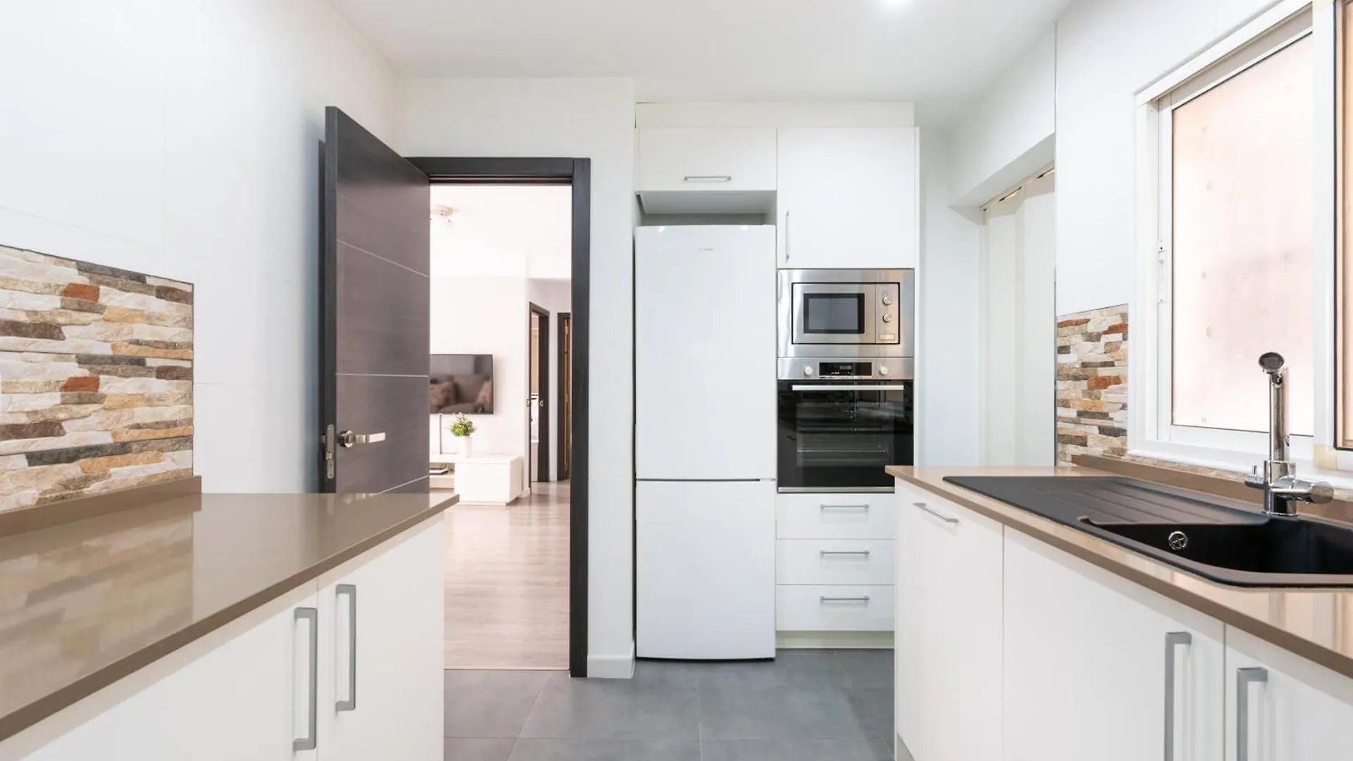 Wintowinrentals Bien Situado, Completo Y Acogedor Málaga Lägenhet